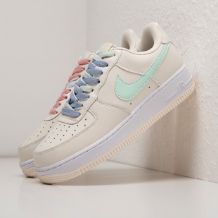 Кроссовки Nike Air Force 1 Low цвет бежевый