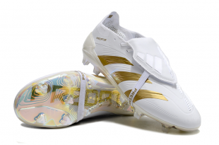 Футбольные бутсы Adidas Predator Accuracy FG белые
