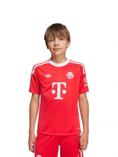 Бавария Мюнхен детская вратарская форма сезон 2025/26 красная (майка+шорты)