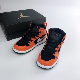 Детские спортивные кроссовки Nike Air Jordan бело оранжевые